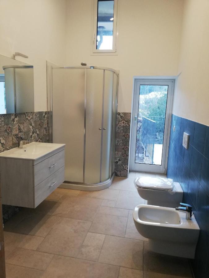 La Torretta Di Piero Con Terrazzi E Parcheggio Privato Citra Zero Zero Ottanta 31Lst0282 Appartement Imperia Buitenkant foto