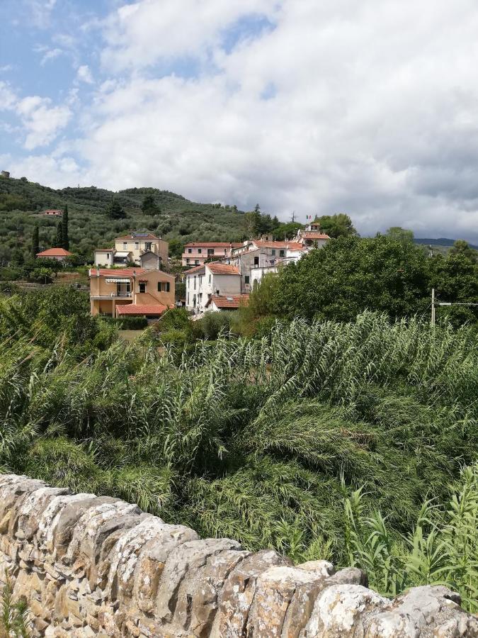 La Torretta Di Piero Con Terrazzi E Parcheggio Privato Citra Zero Zero Ottanta 31Lst0282 Appartement Imperia Buitenkant foto