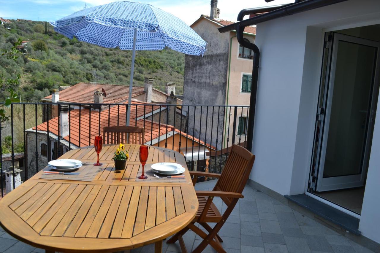 La Torretta Di Piero Con Terrazzi E Parcheggio Privato Citra Zero Zero Ottanta 31Lst0282 Appartement Imperia Buitenkant foto