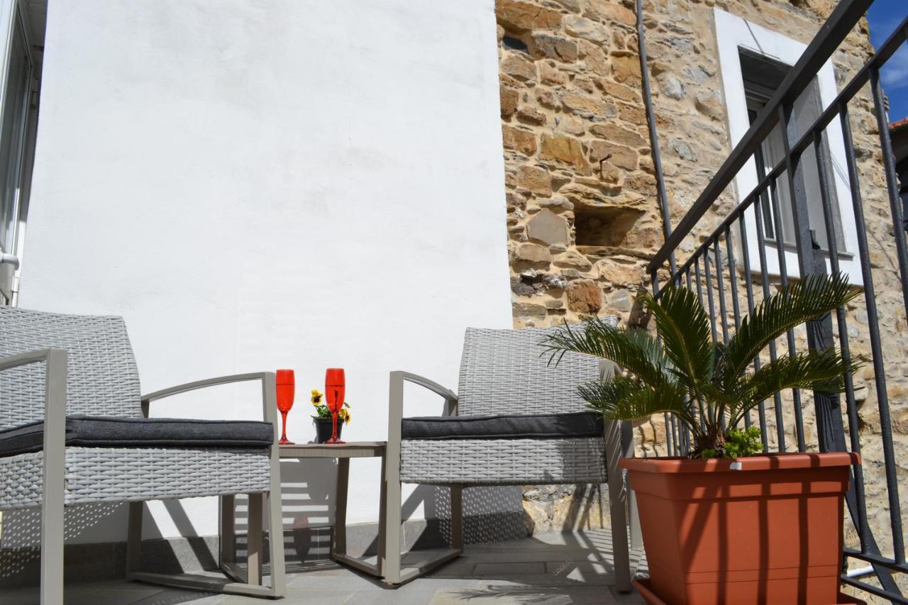 La Torretta Di Piero Con Terrazzi E Parcheggio Privato Citra Zero Zero Ottanta 31Lst0282 Appartement Imperia Buitenkant foto